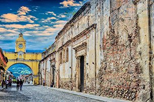 Antigua Guatemala © 2022 Martsam Travel